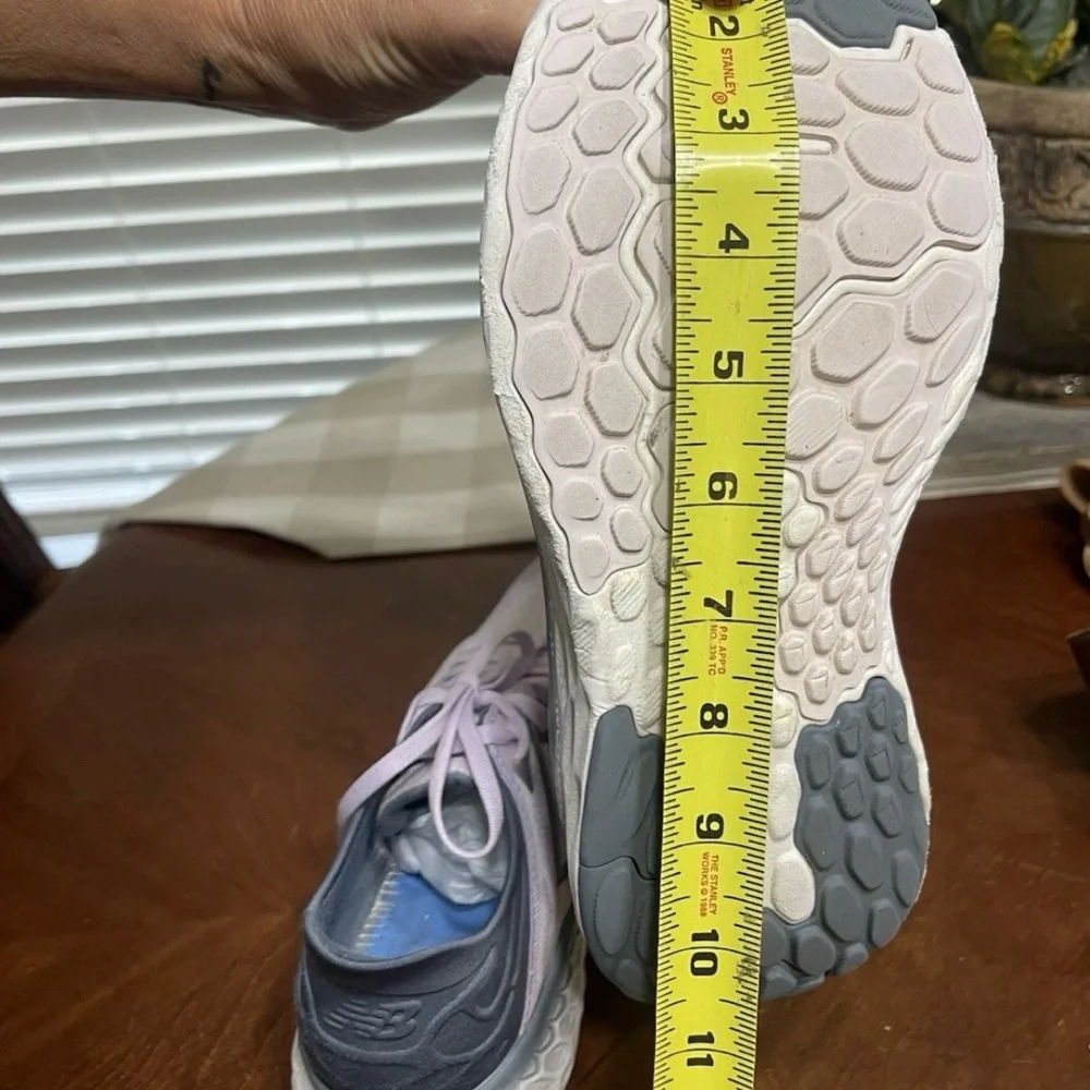 New Balance  Running Shoe Astral - Picture 11 of 11